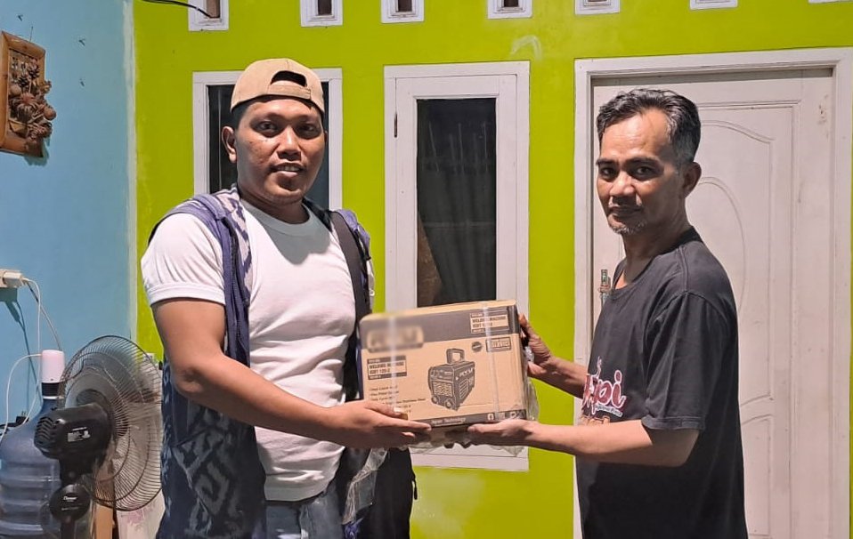 KORWIL F-PTK PULAU TUNDA DIBANTU MESIN LAS UNTUK PEMBUATAN RAK LABA-LABA